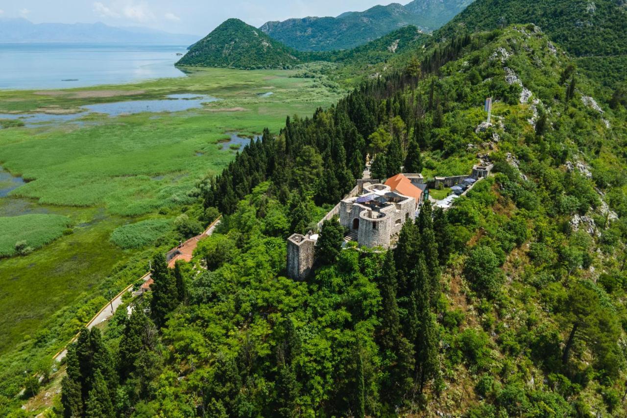 Green Hill Virpazar Bagian luar foto